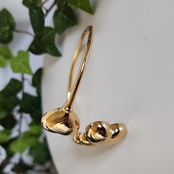 Gold Stainless Steel Hearts Adjustable Bangle Bracelet - Picture 3 of 9